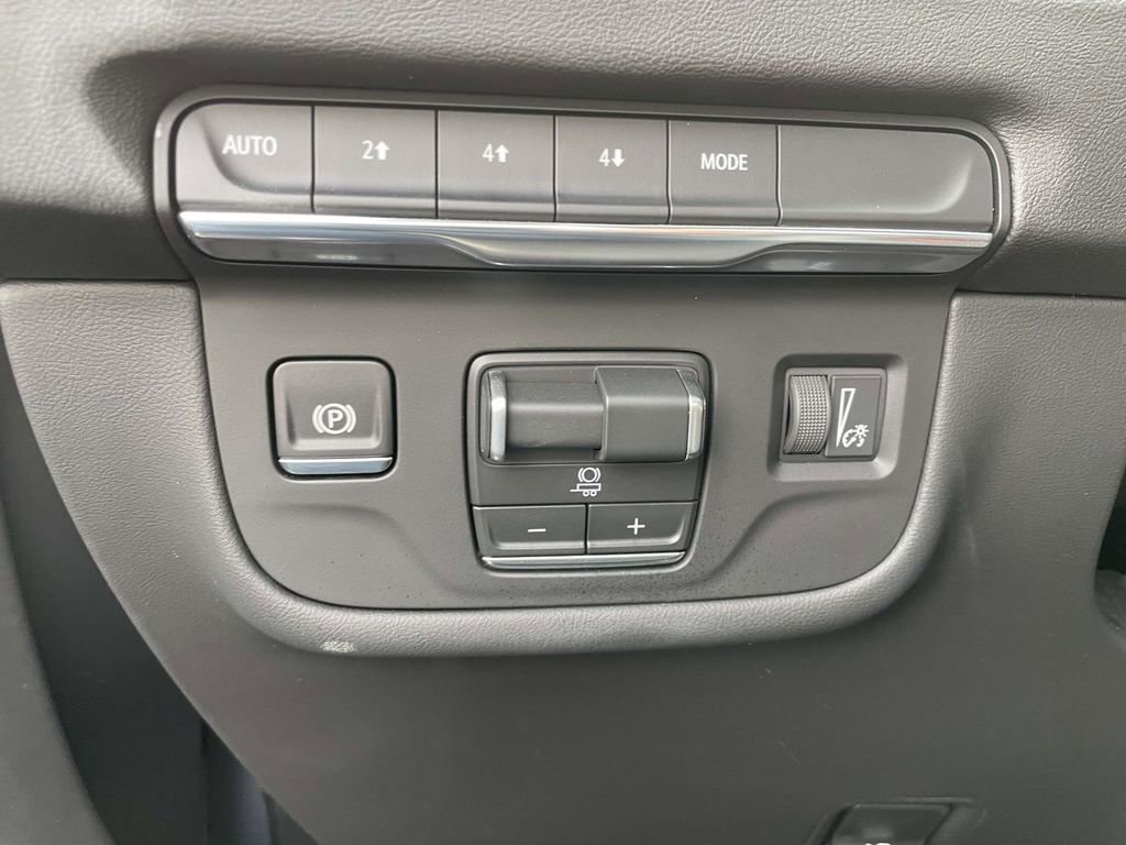 New 2026 Cadillac Escalade Sport w/ LPO, ONYX Package image 23