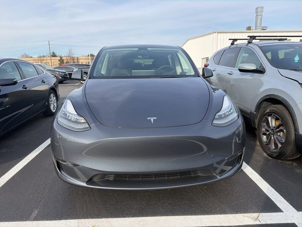 Used 2023 Tesla Model Y Long Range image 5