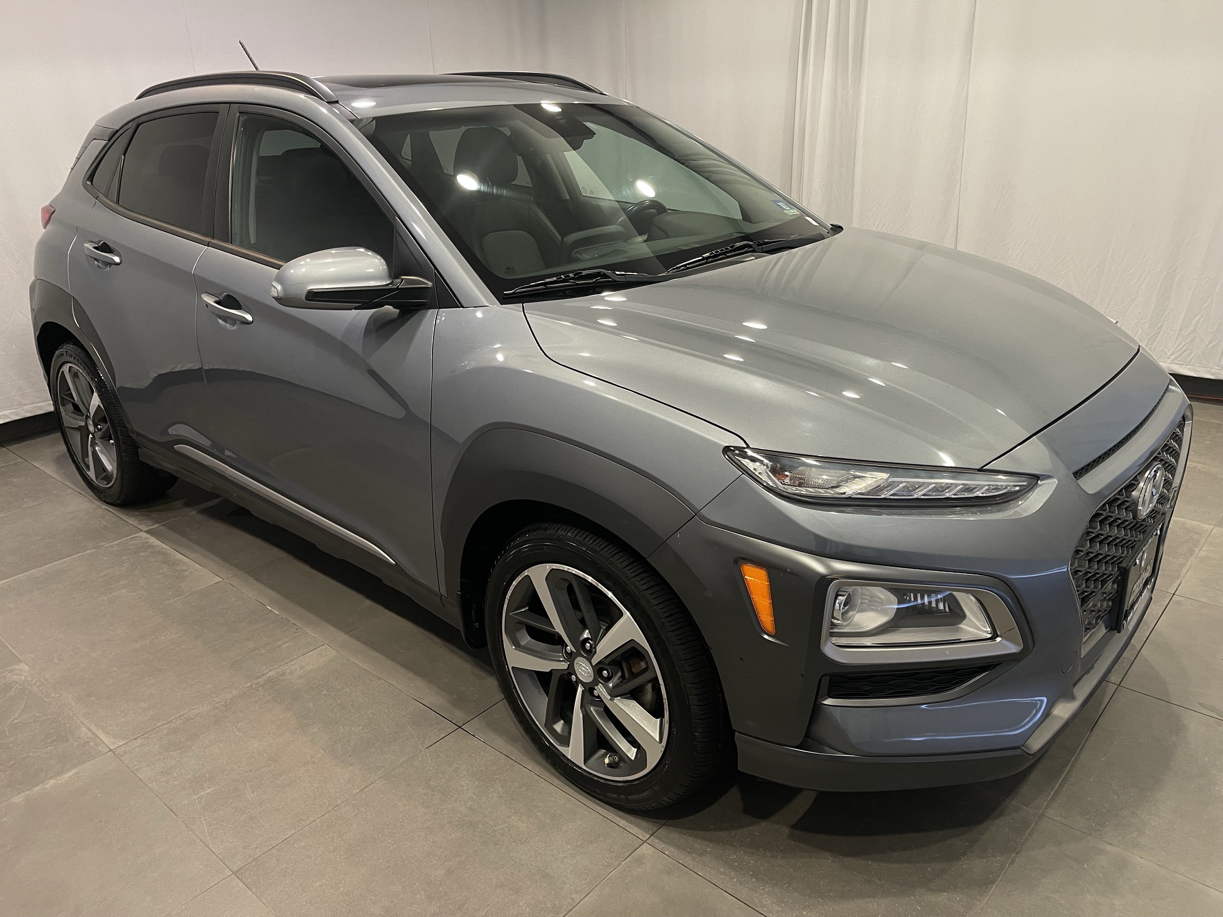 Used 2018 Hyundai Kona Limited AWD/4WD image 3