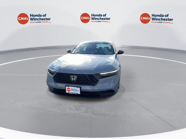 Used 2025 Honda Accord Sport image 3