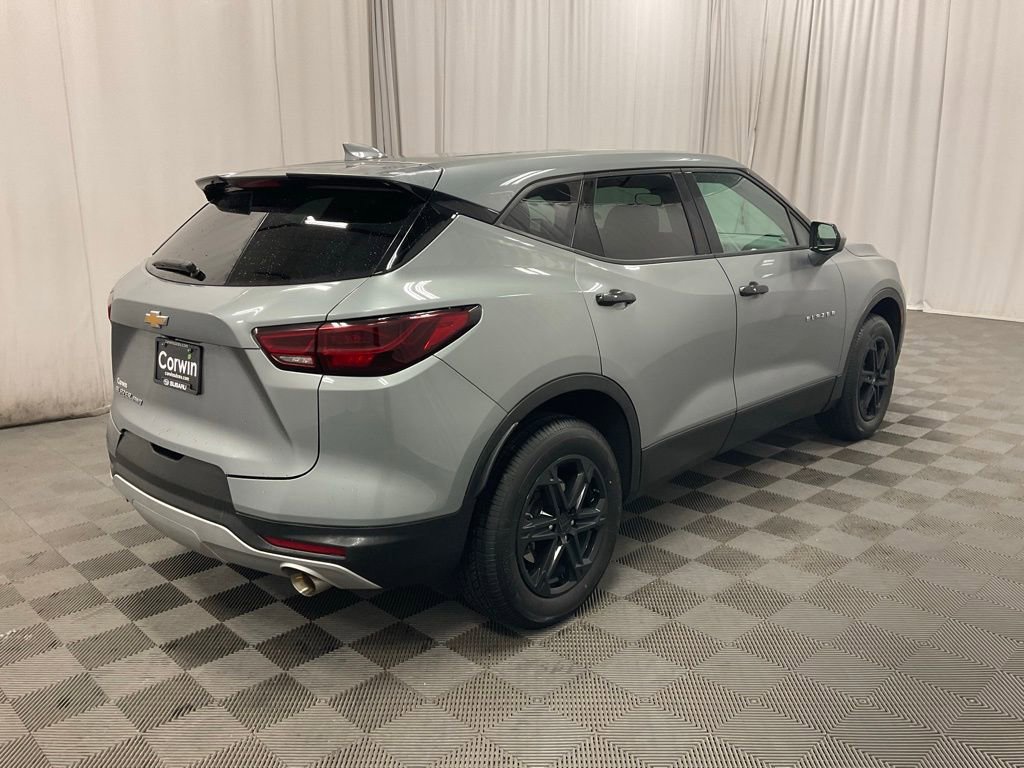 Used 2025 Chevrolet Blazer LT video 2