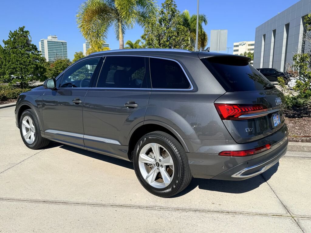Used 2023 Audi Q7 2.0T Premium Plus image 2