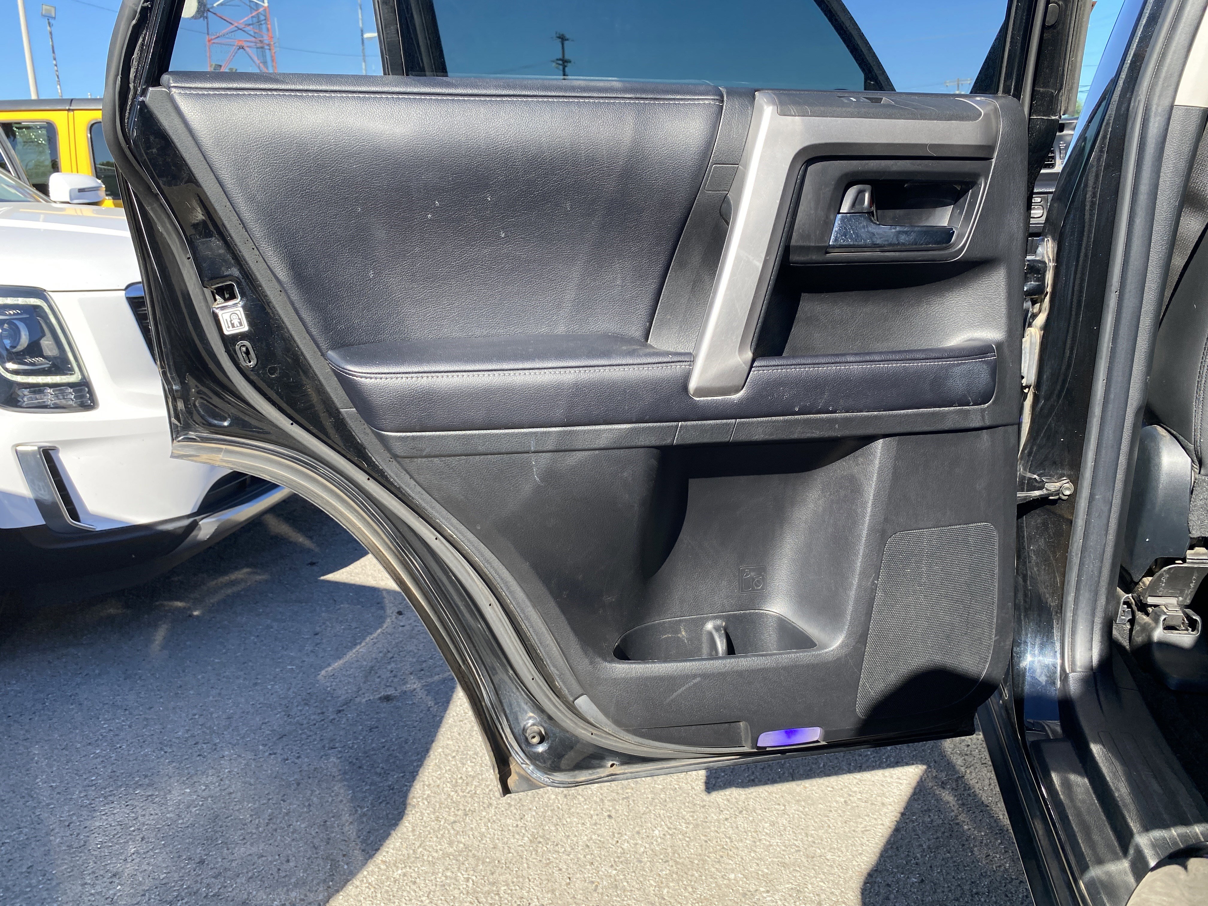 Used 2019 Toyota 4Runner SR5 Premium image 15