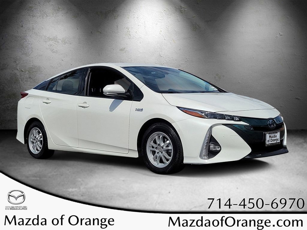 Used 2019 Toyota Prius Prime Advanced FWD image 1