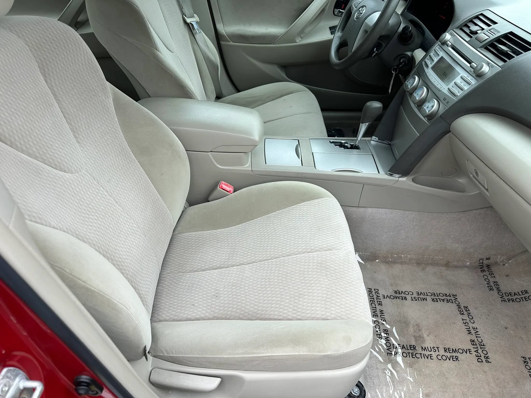 Used 2011 Toyota Camry LE FWD image 21