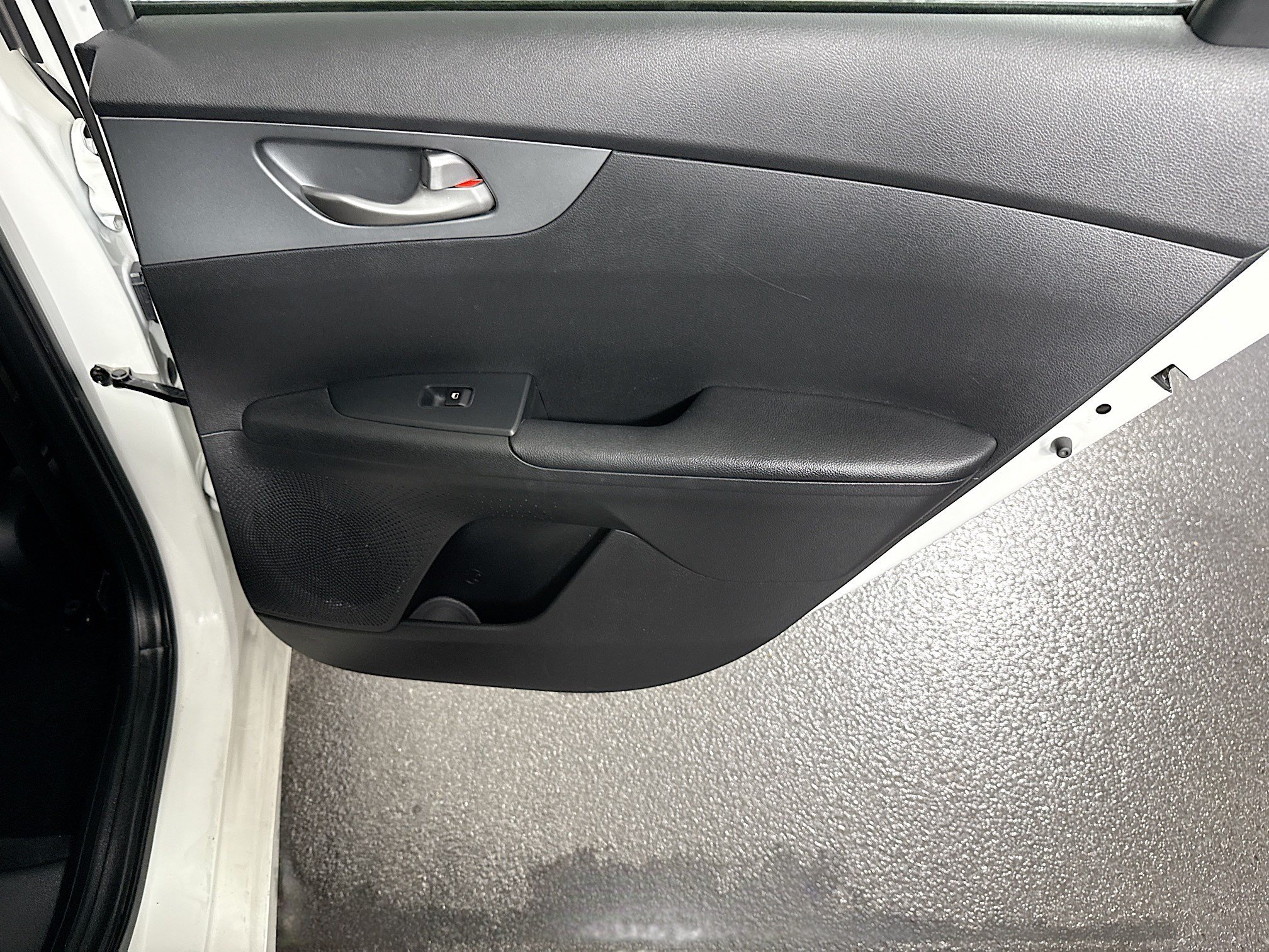 Used 2021 Kia Forte LXS FWD image 27