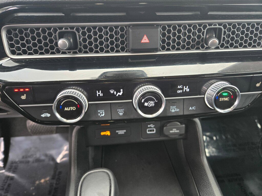 Certified 2024 Honda Civic EX-L image 18