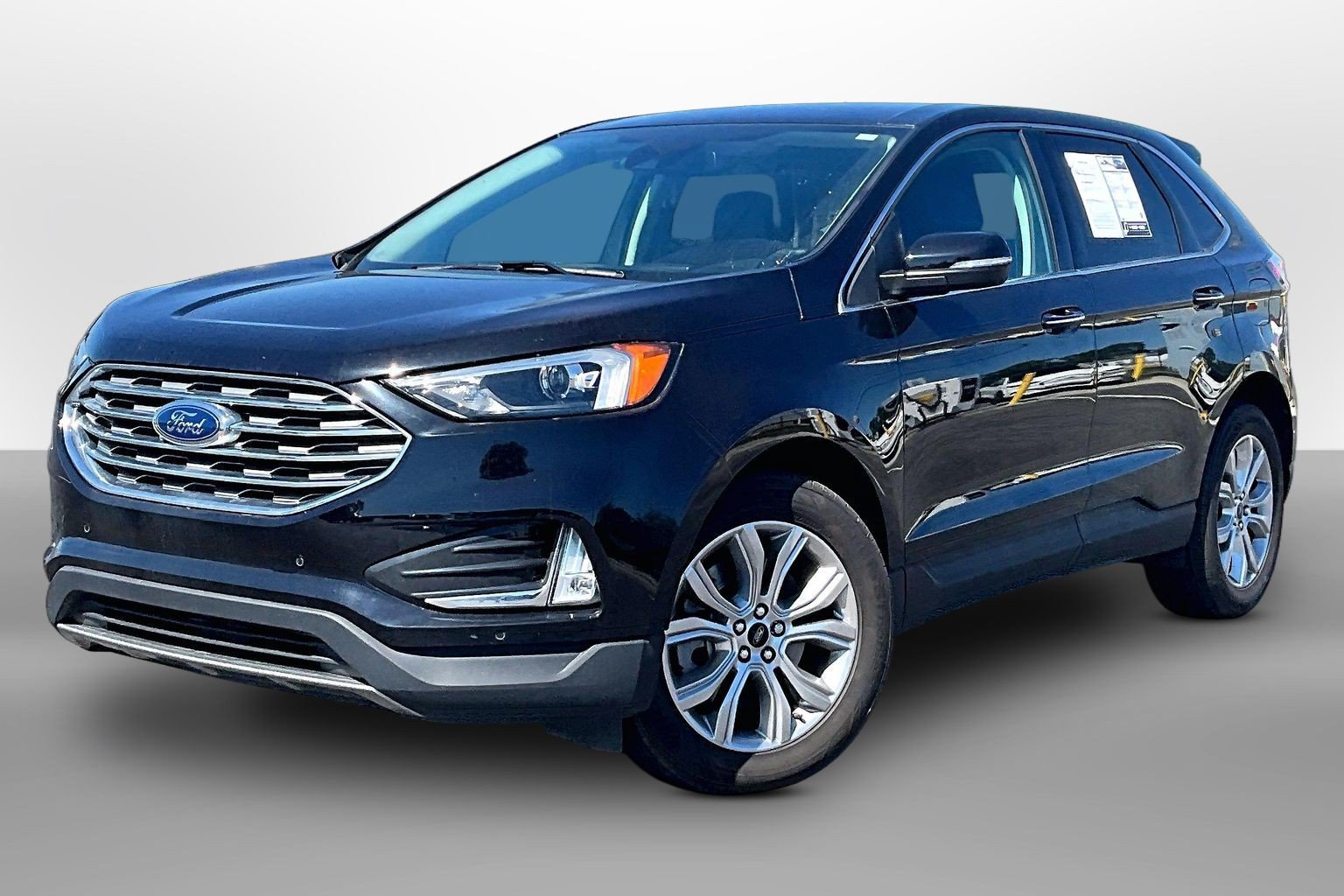 Used 2024 Ford Edge Titanium AWD/4WD image 13