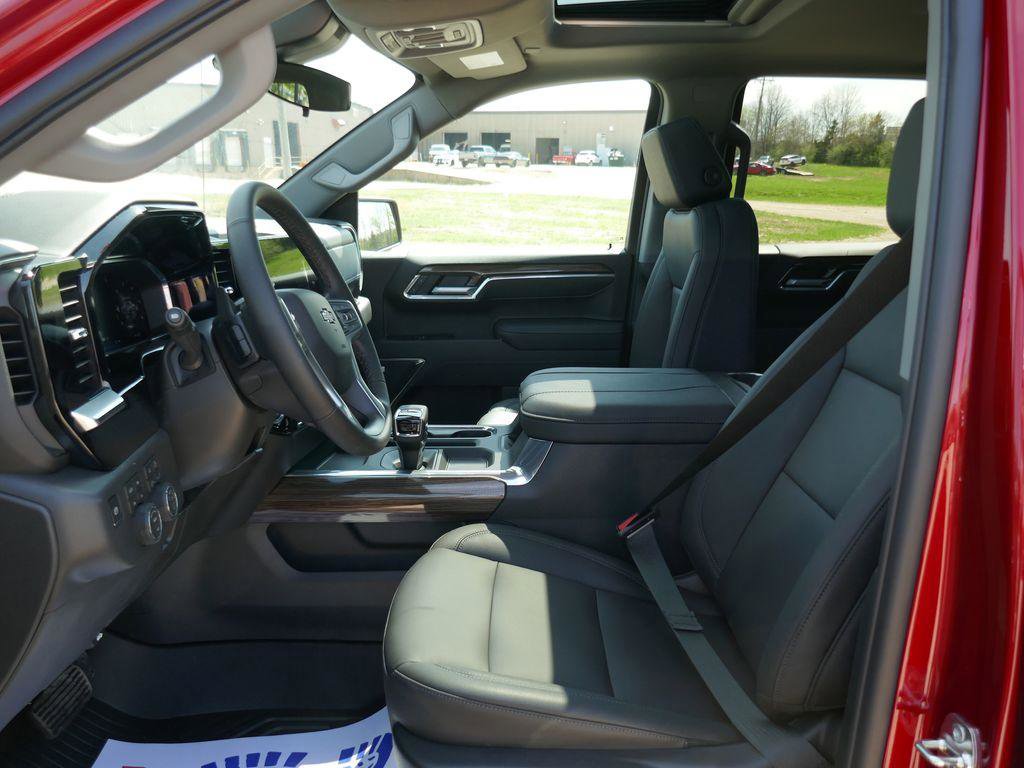 New 2026 Chevrolet Silverado 1500 LT Trail Boss AWD/4WD image 16