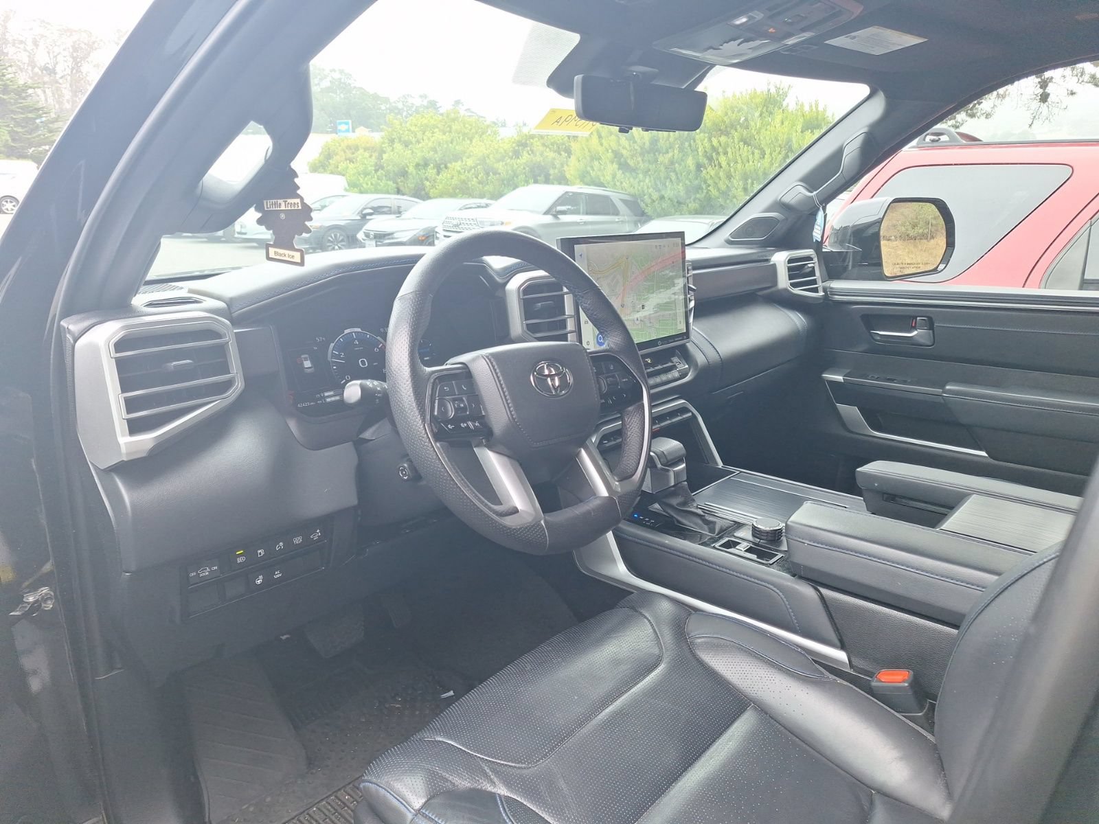 Used 2023 Toyota Sequoia Platinum AWD/4WD image 8