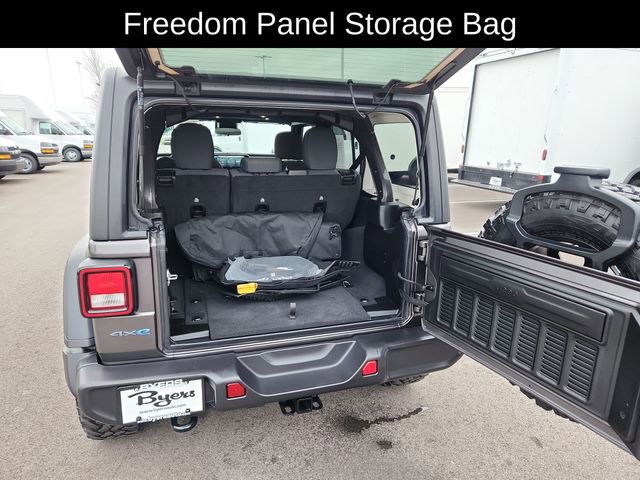 Used 2025 Jeep Wrangler Willys 4xe image 31