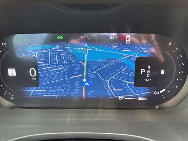 Certified 2025 Volvo XC60 B5 Plus AWD/4WD image 22