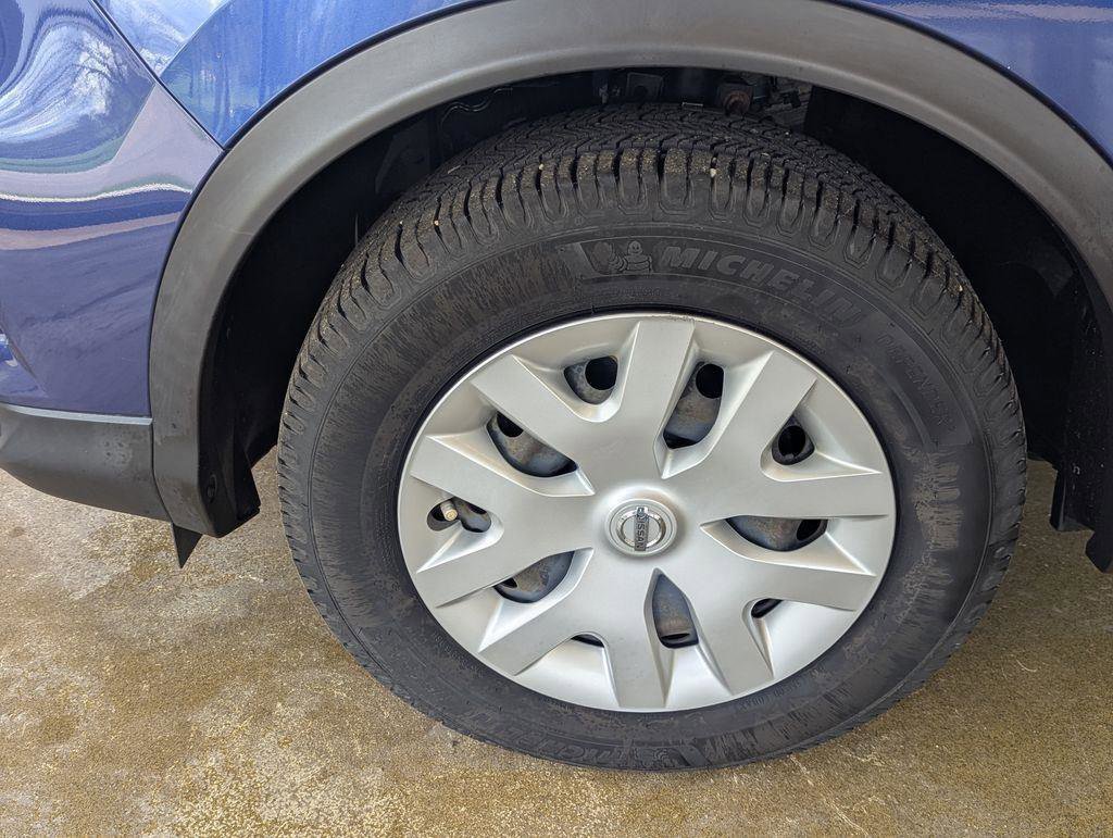 Used 2020 Nissan Rogue Sport S FWD image 26