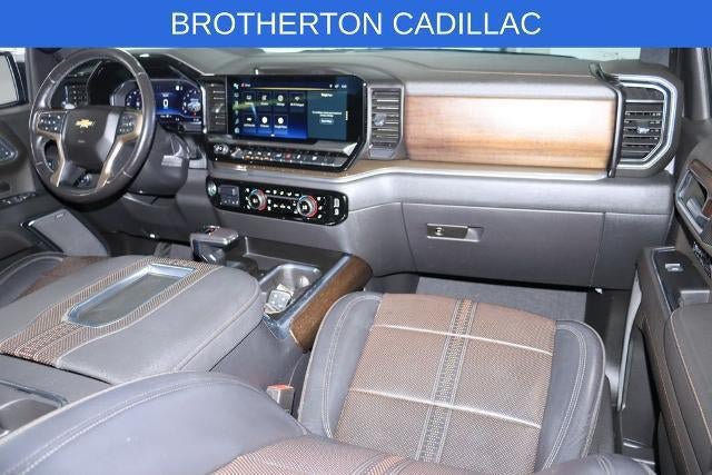 Used 2022 Chevrolet Silverado 1500 High Country w/ Technology Package AWD/4WD image 29