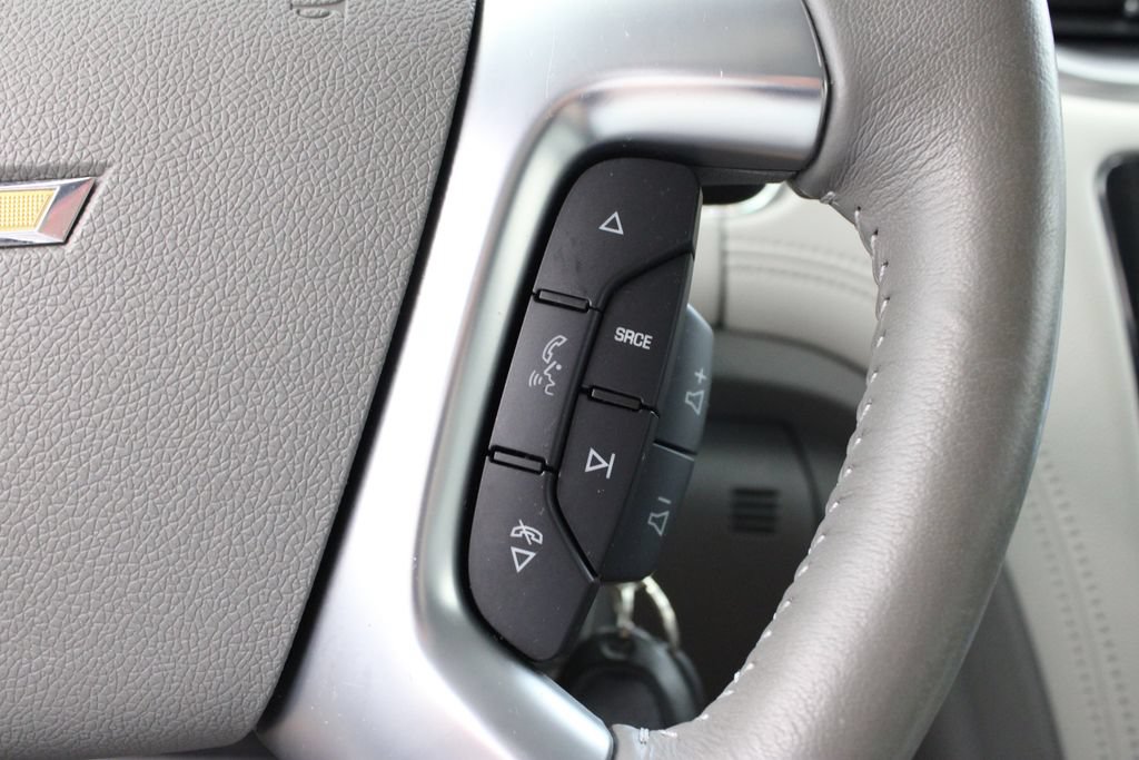 Used 2017 Chevrolet Traverse Premier FWD image 27