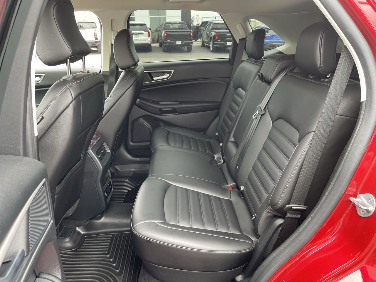 Used 2021 Ford Edge SEL w/ Convenience Package AWD/4WD image 24