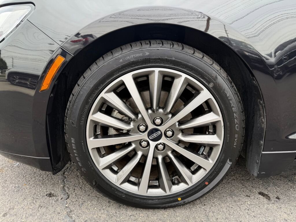 Used 2020 Lincoln MKZ Standard image 35