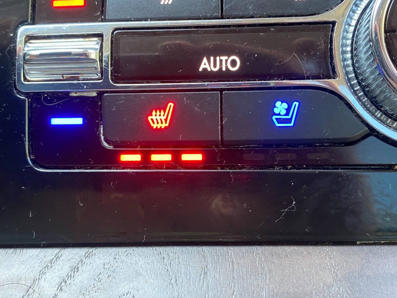 Used 2019 Lincoln Navigator Reserve AWD/4WD image 38