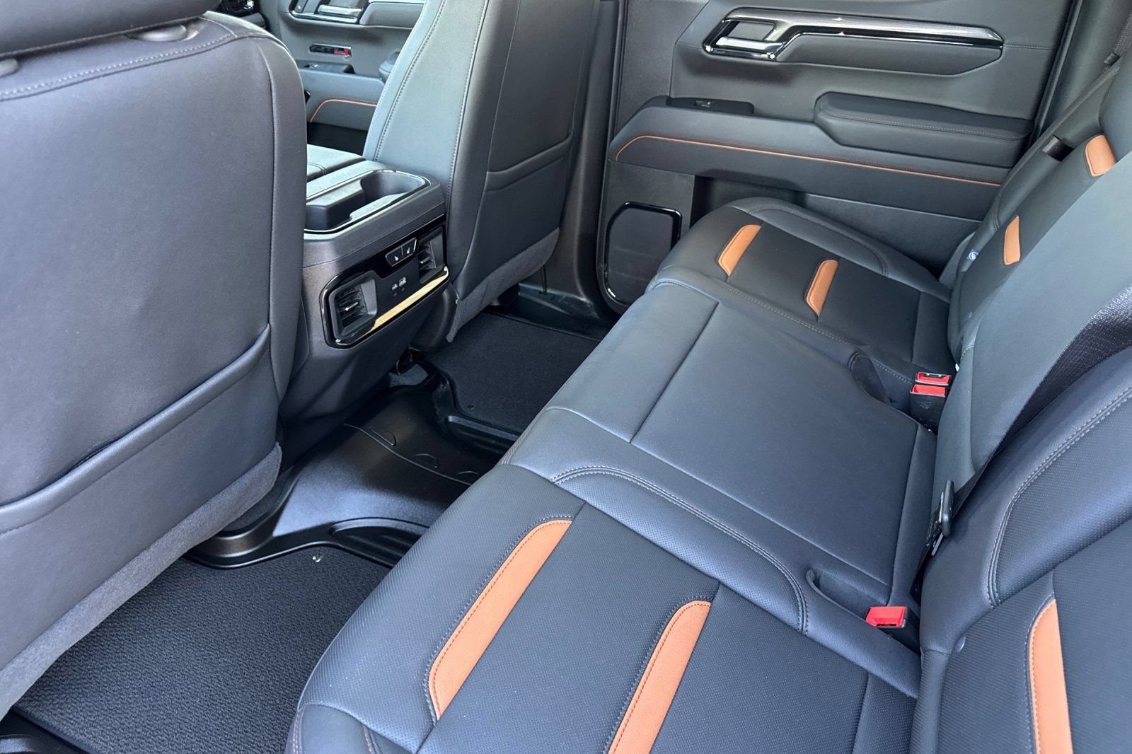 Certified 2025 GMC Sierra 1500 AT4 AWD/4WD image 13
