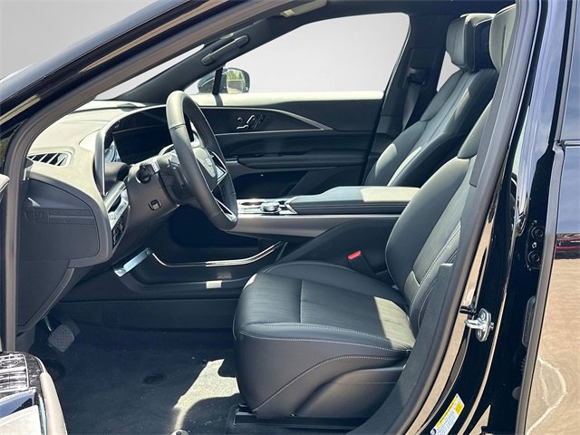 Used 2025 Cadillac Lyriq Luxury image 10