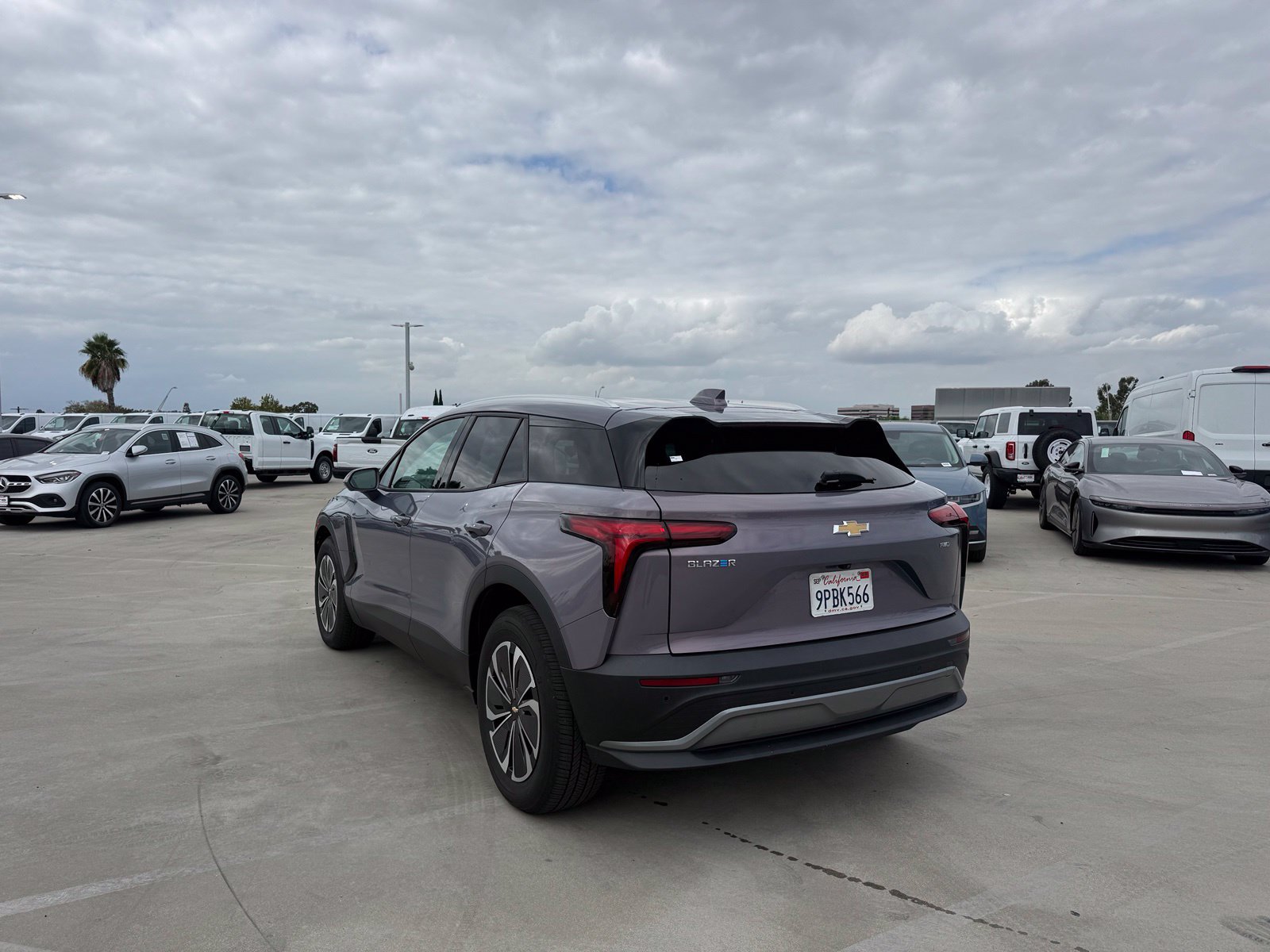 Used 2024 Chevrolet Blazer EV LT AWD/4WD image 2