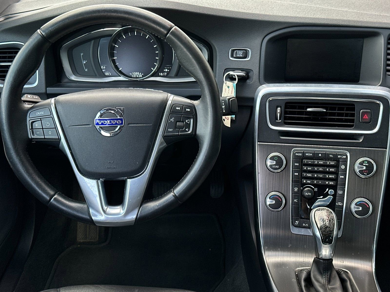 Used 2016 Volvo S60 T5 Premier image 13