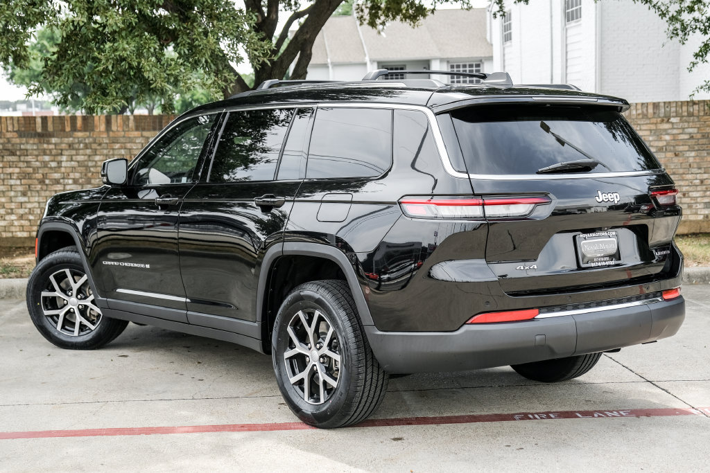 Used 2023 Jeep Grand Cherokee L Limited AWD/4WD image 20