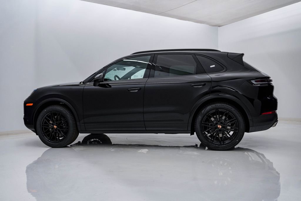 New 2026 Porsche Cayenne AWD/4WD image 2