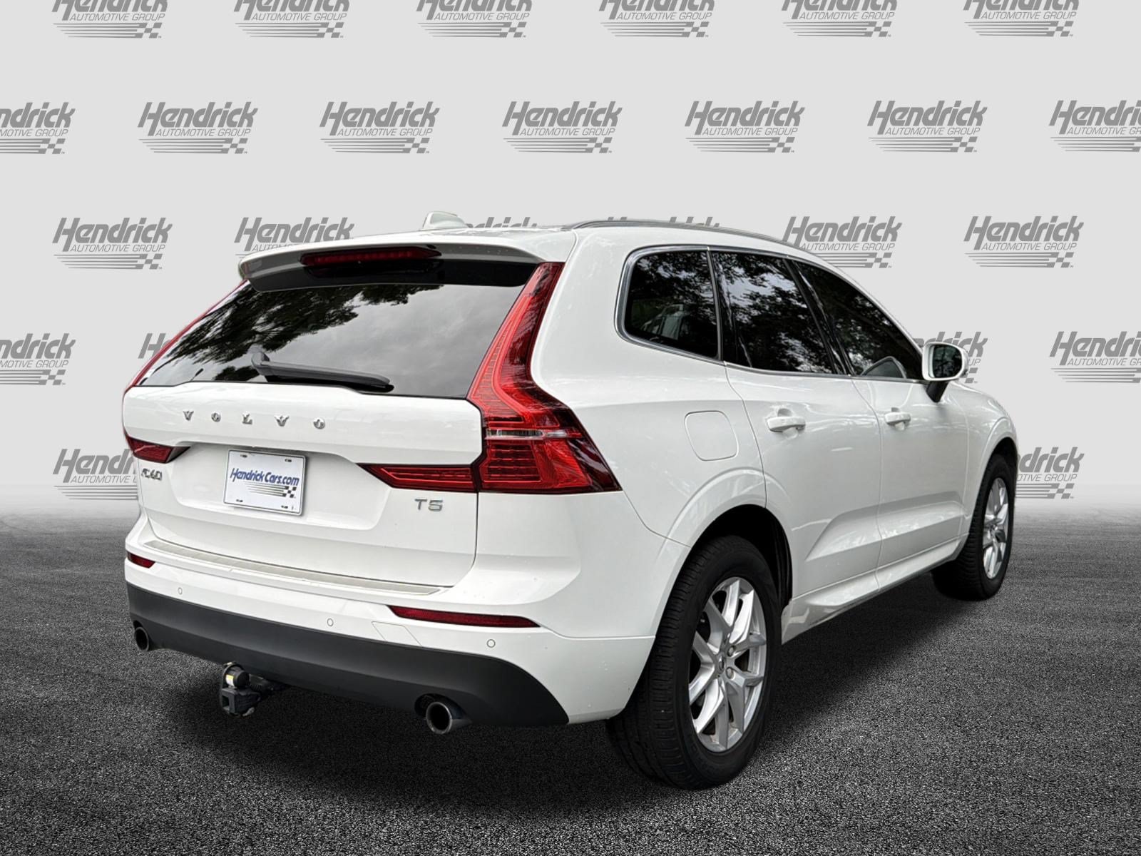 Used 2020 Volvo XC60 T5 Momentum w/ Protection Package Premier FWD image 9