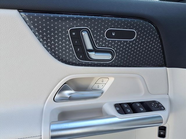 New 2026 Mercedes-Benz GLA 250 image 13