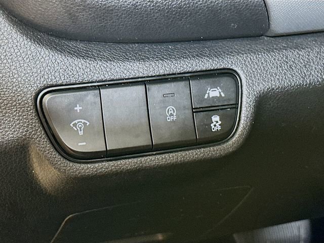 Used 2023 Kia Seltos LX AWD/4WD image 8