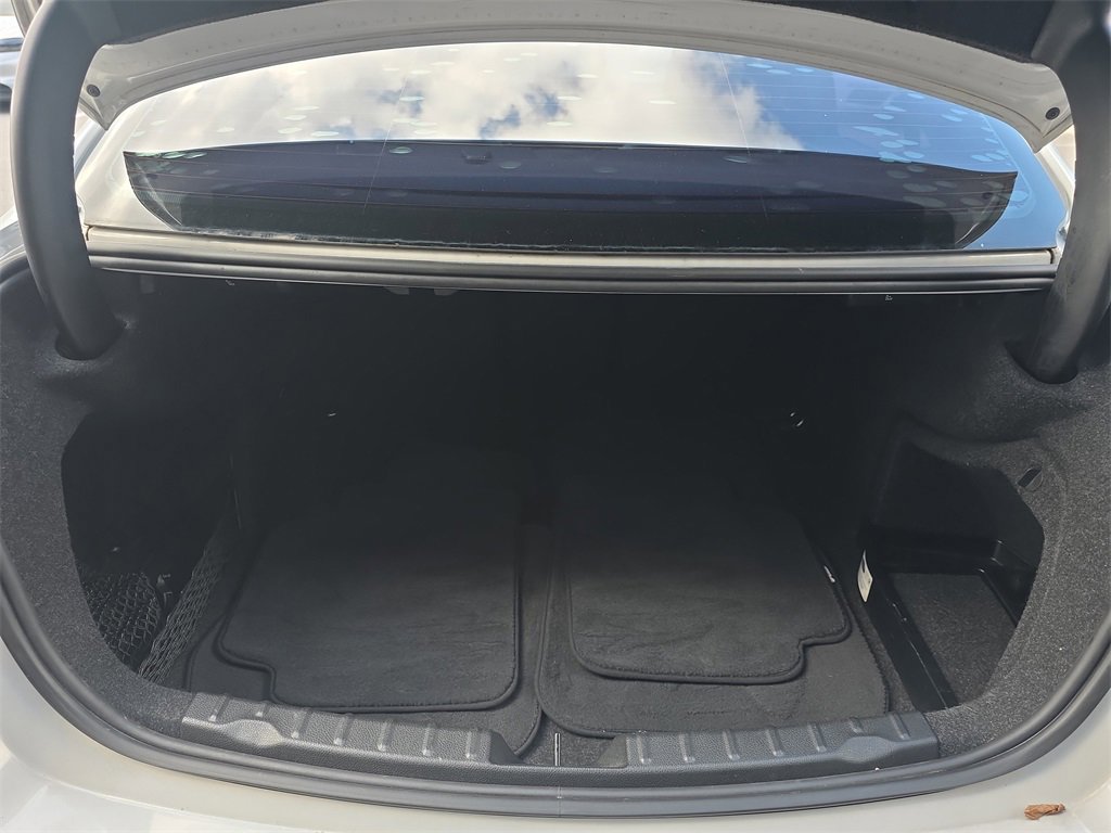 Used 2017 BMW 330i Sedan image 16