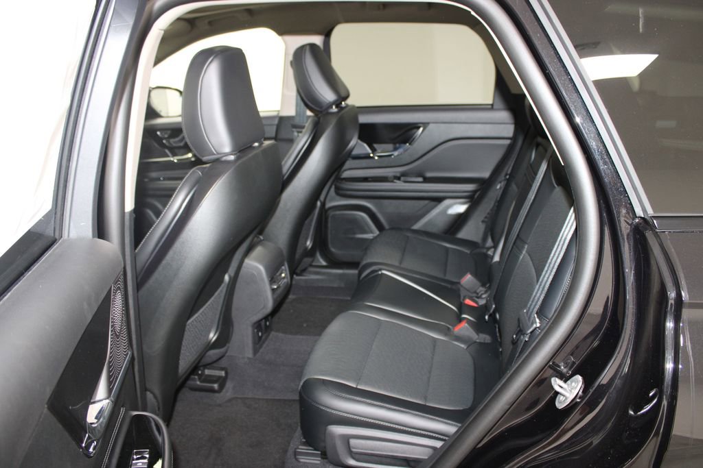 New 2025 Lincoln Corsair FWD w/ Equipment Group 101A image 26