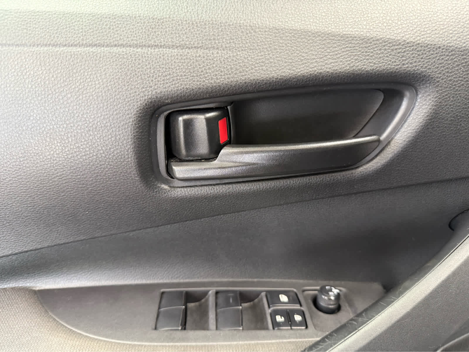 Used 2024 Toyota Corolla LE image 10