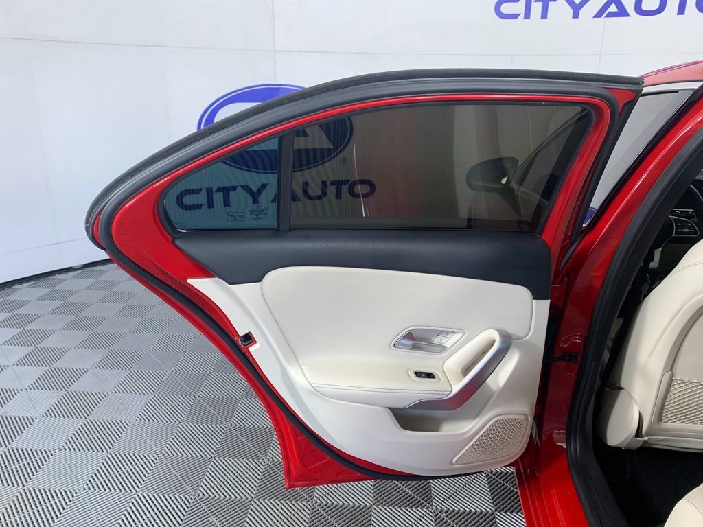 Used 2019 Mercedes-Benz A 220 image 29