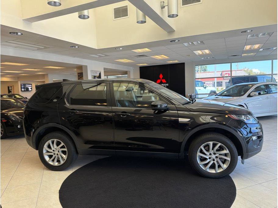 Used 2019 Land Rover Discovery Sport HSE AWD/4WD image 4