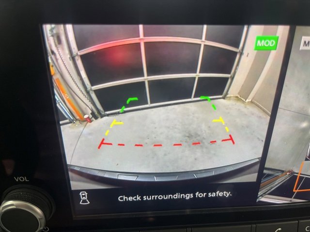 Used 2023 Nissan Rogue SL image 14