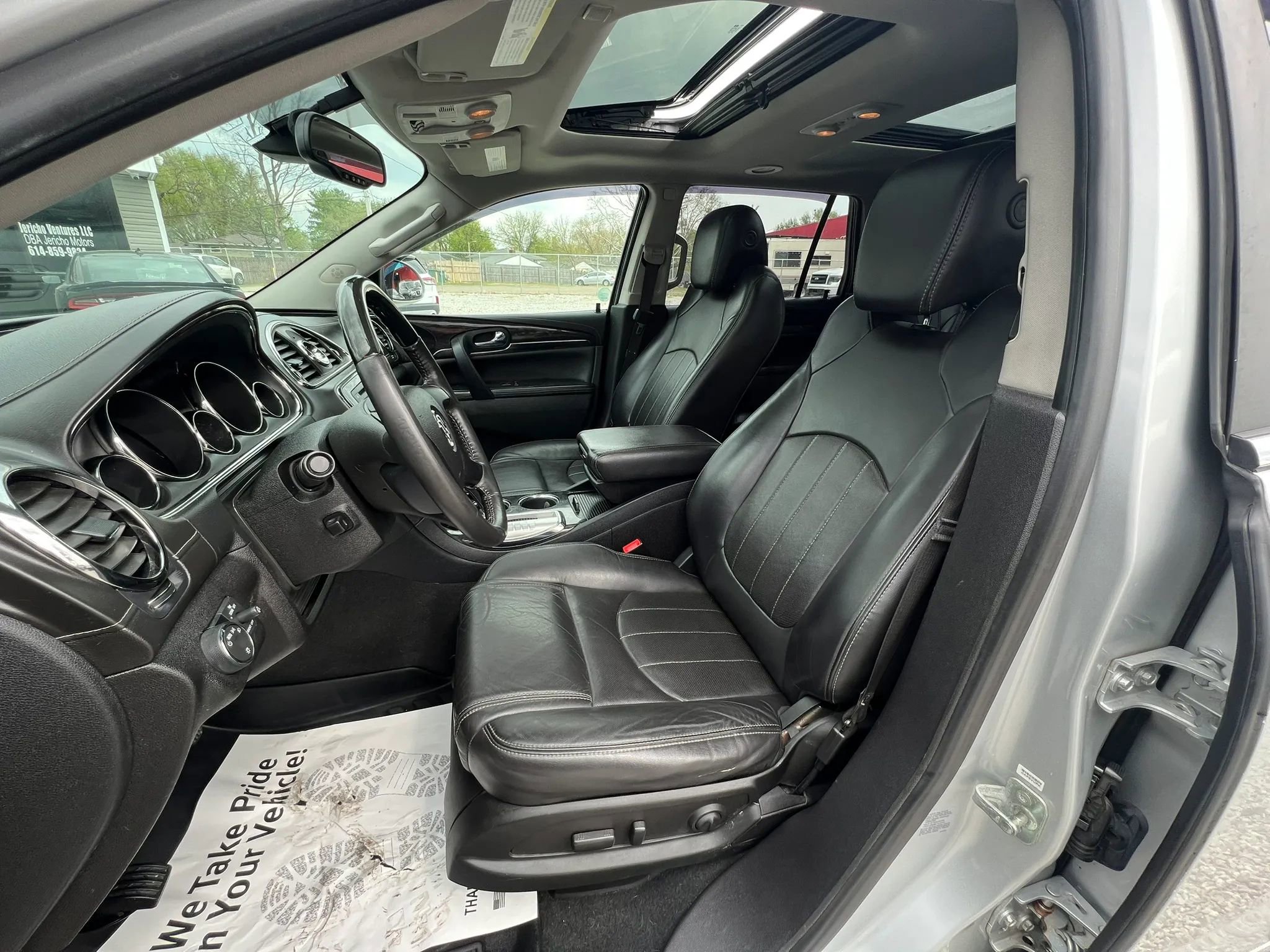 Used 2017 Buick Enclave Premium w/ Experience Buick Package image 9