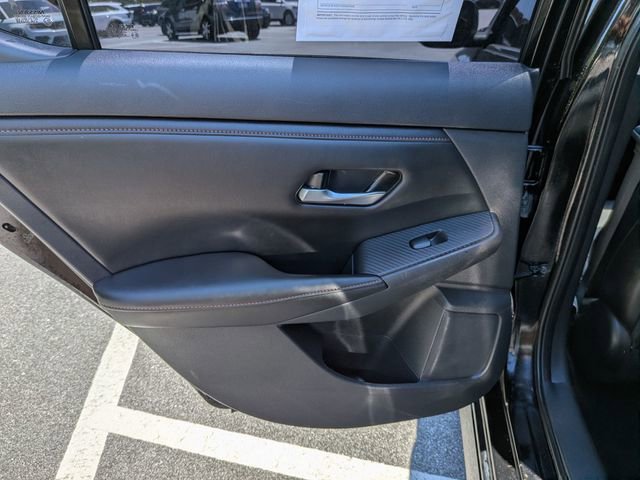 Used 2021 Nissan Sentra SR w/ SR Premium Package FWD image 22