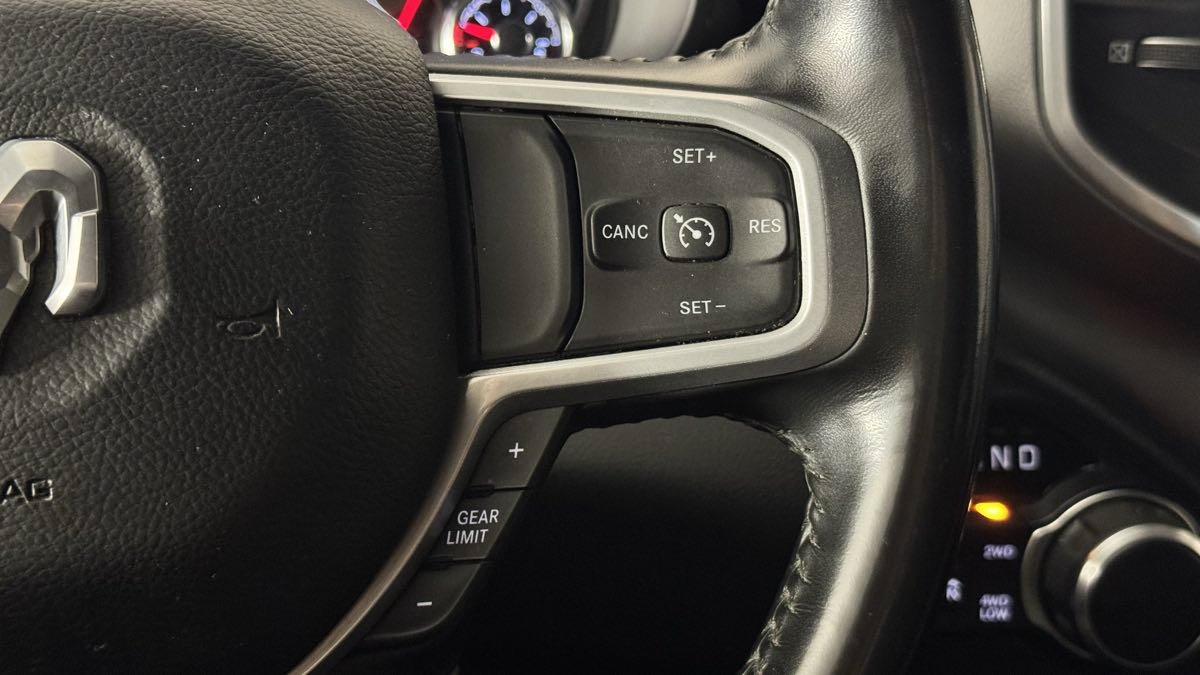 Used 2022 RAM 1500 Big Horn AWD/4WD image 17