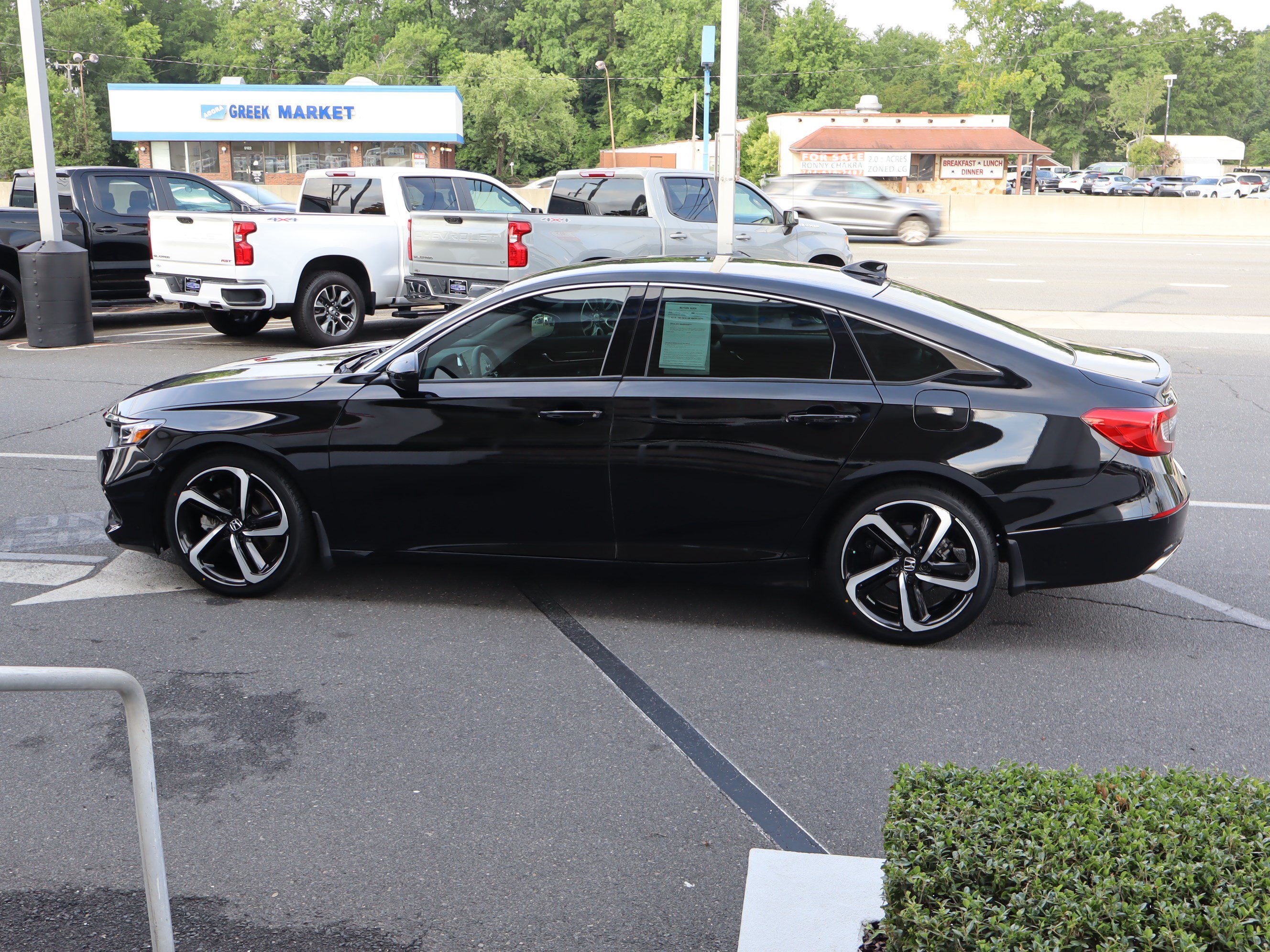 Used 2022 Honda Accord Sport image 7