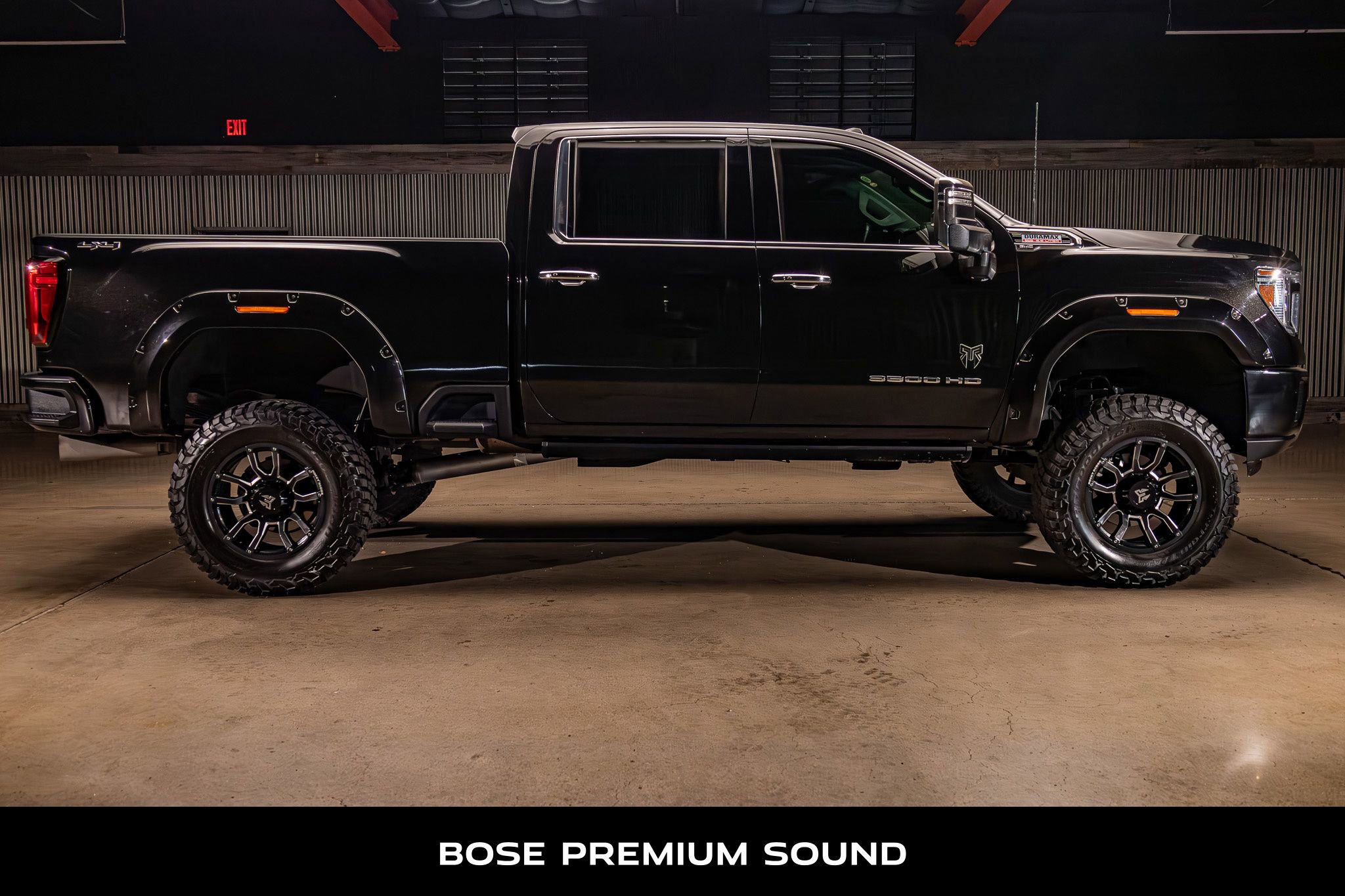 Used 2023 GMC Sierra 3500 SLT w/ SLT Premium Package AWD/4WD image 10
