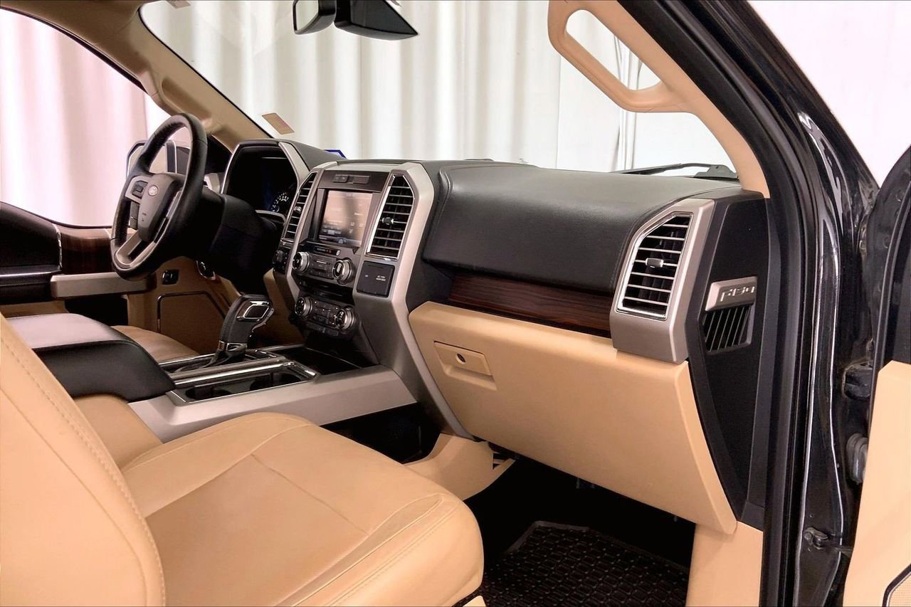 Used 2015 Ford F150 Lariat w/ Equipment Group 502A Luxury AWD/4WD image 28