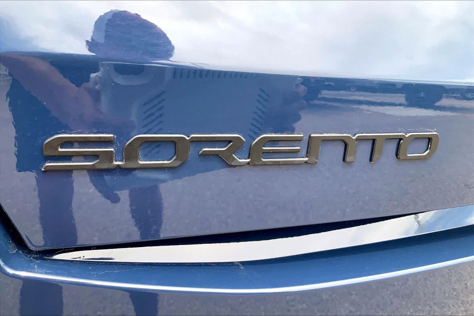 Certified 2024 Kia Sorento SX Prestige AWD/4WD image 8