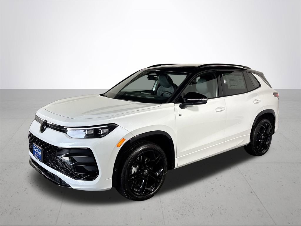 New 2025 Volkswagen Tiguan SE R-Line image 2