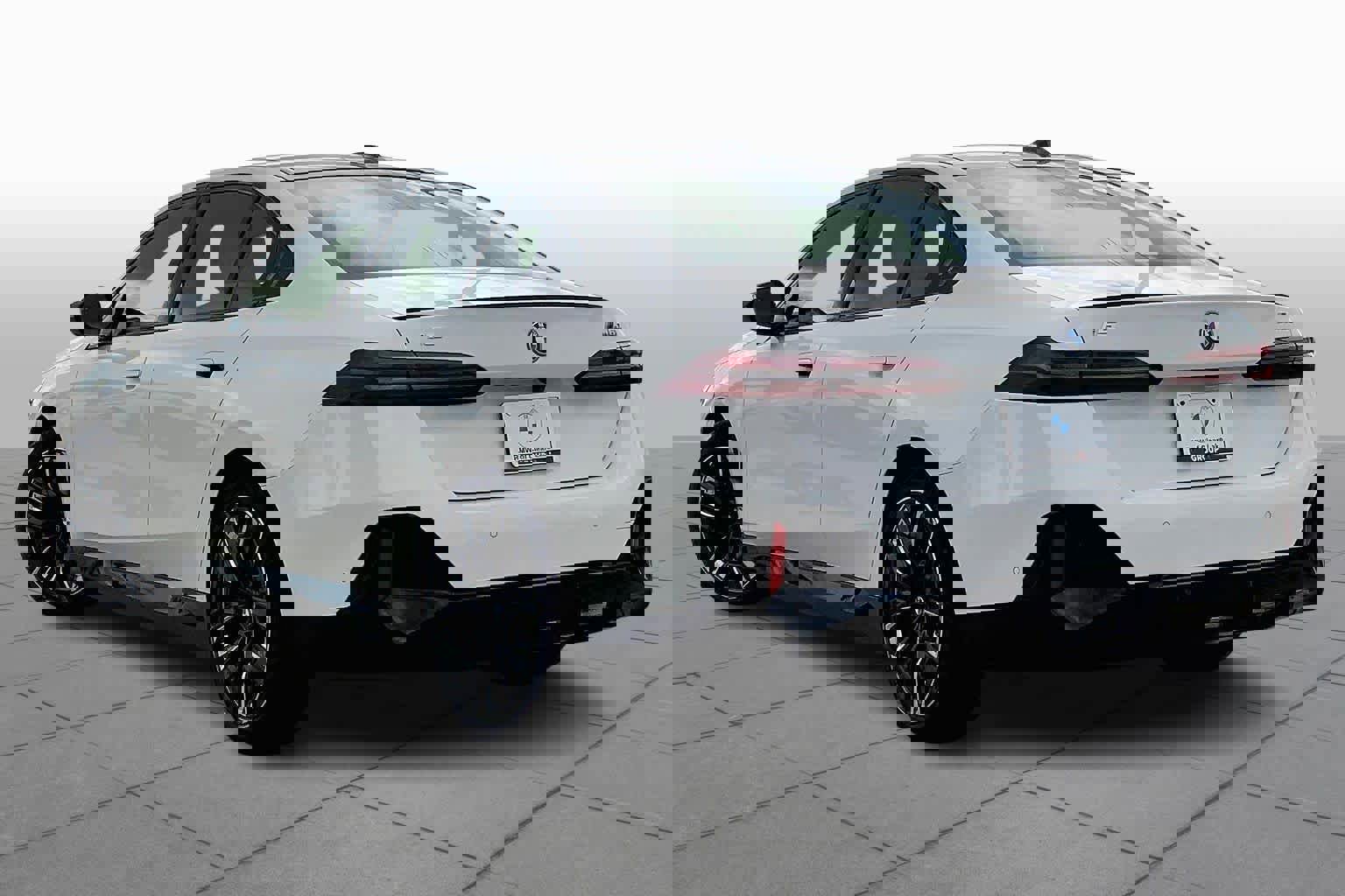 New 2025 BMW i5 M60 w/ Premium Package image 12