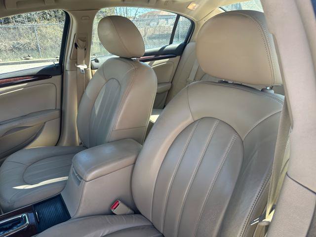 Used 2009 Buick Lucerne CXL FWD image 24