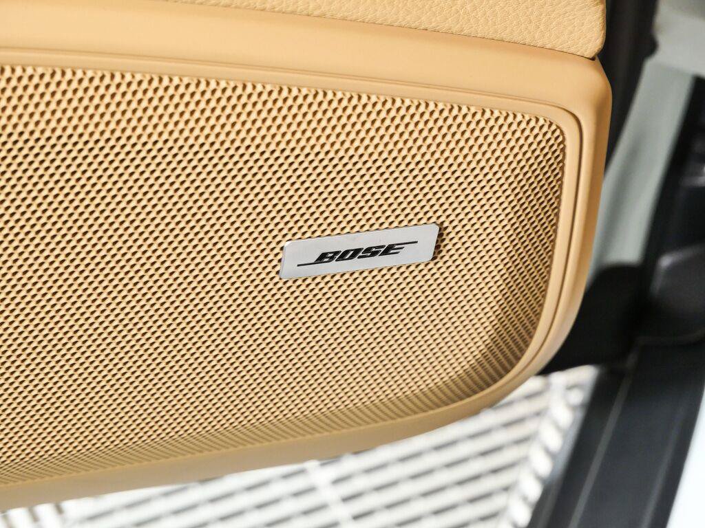 Certified 2018 Porsche Panamera 4S AWD/4WD image 7