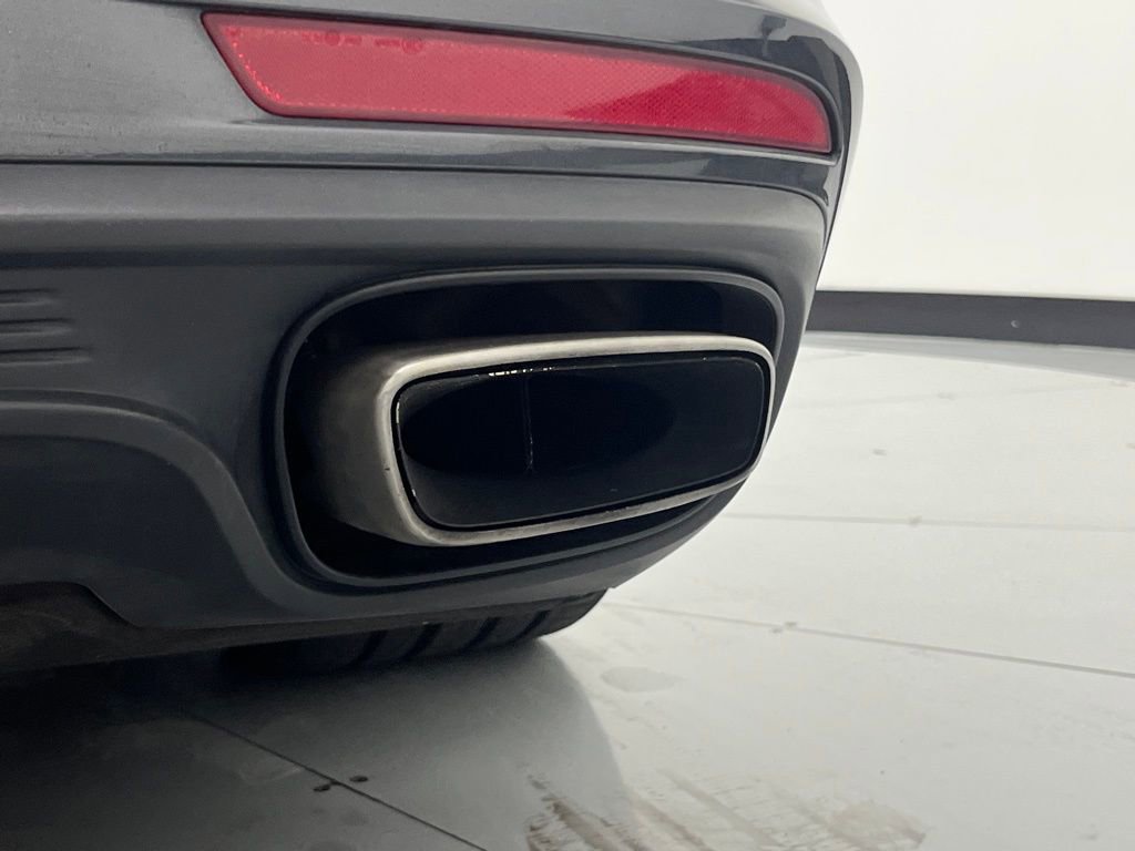 Used 2019 Porsche Panamera 4 image 37