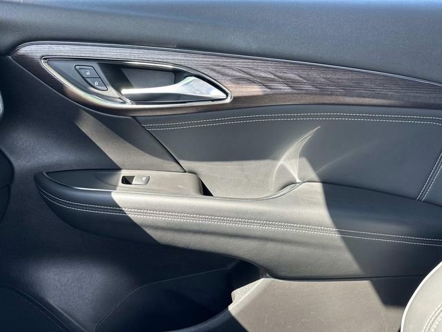 Used 2023 Buick Envision Avenir image 26